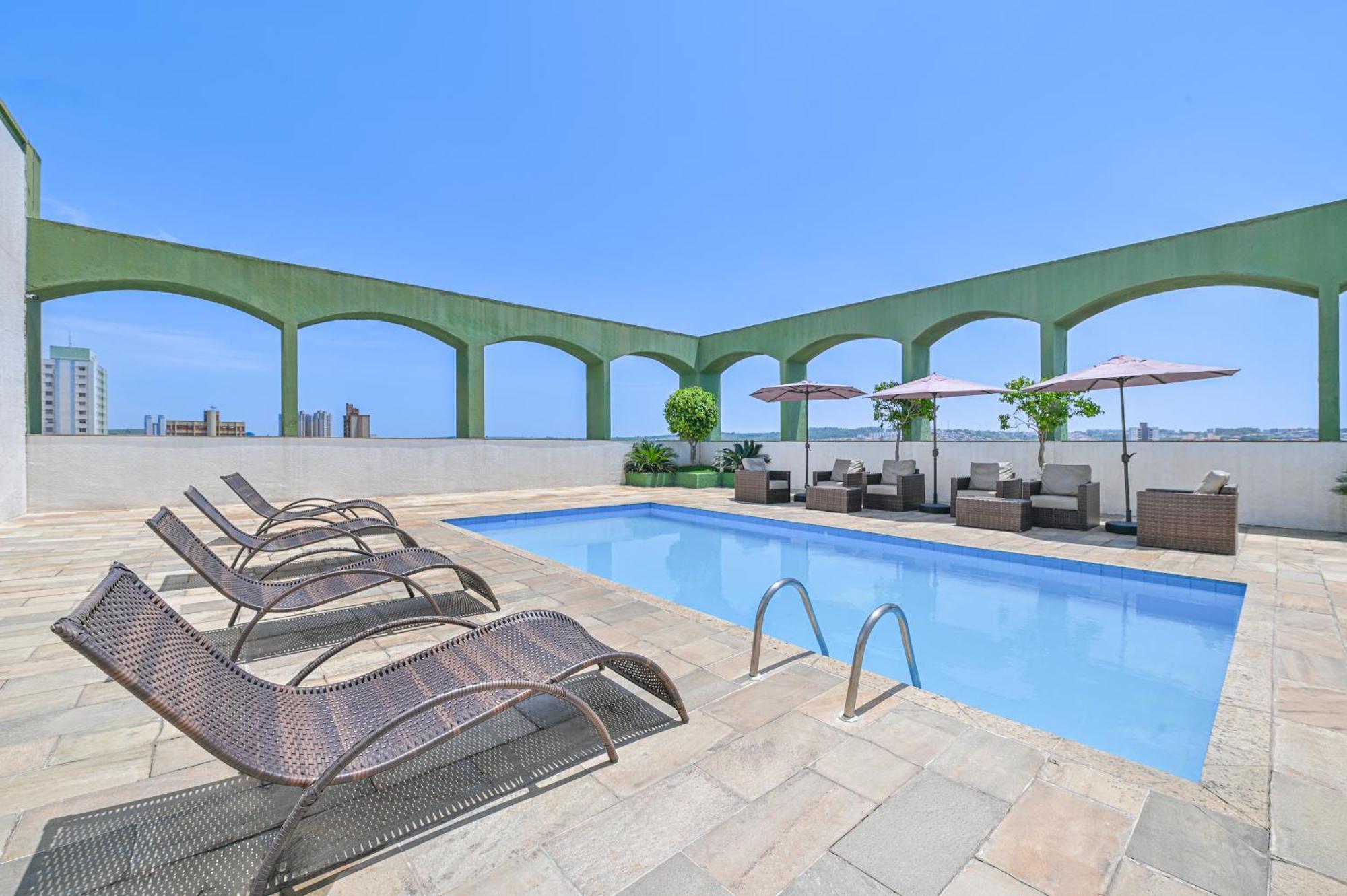 Hotel Nacional Inn לימריה מראה חיצוני תמונה