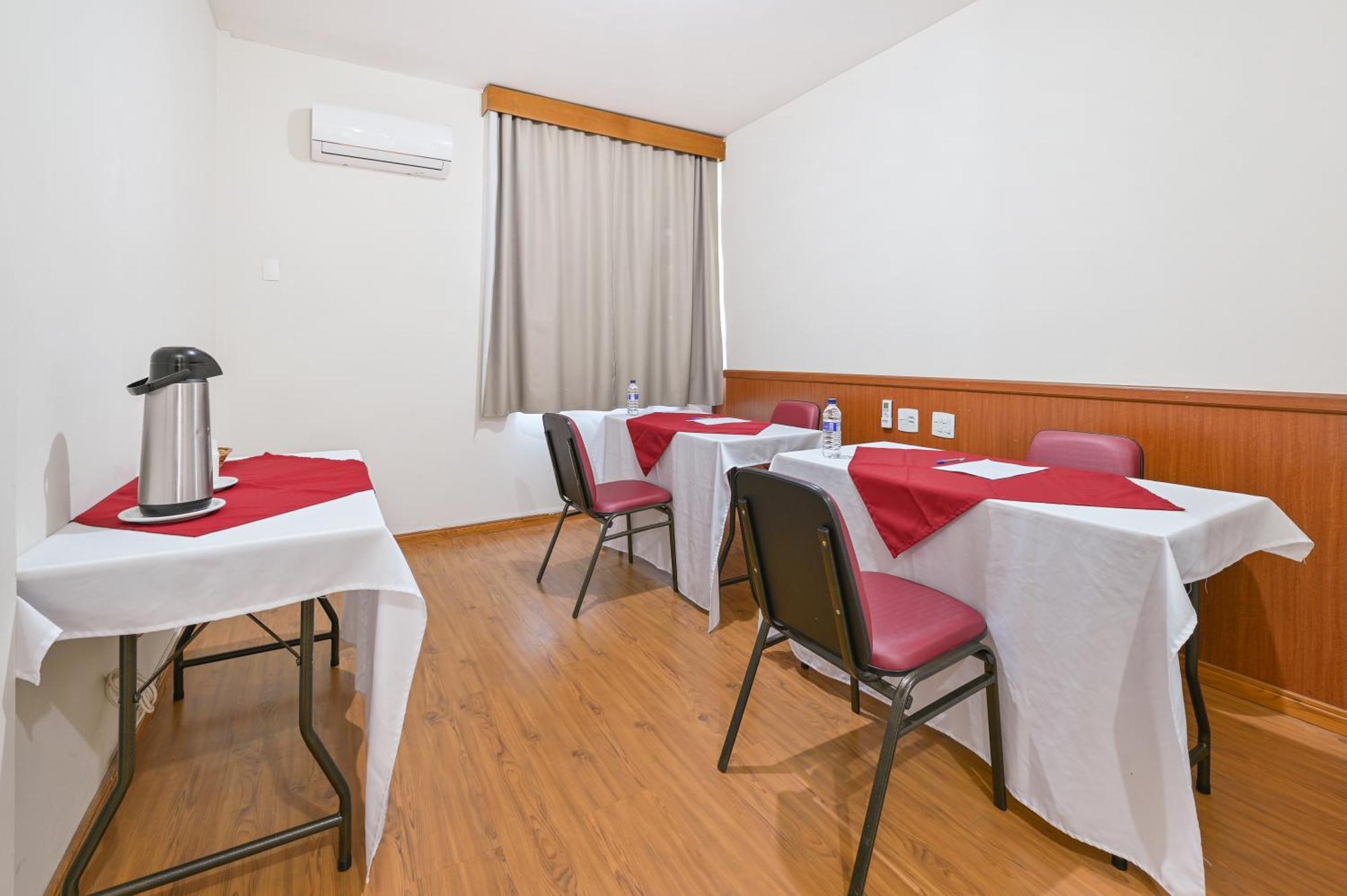 Hotel Nacional Inn לימריה מראה חיצוני תמונה