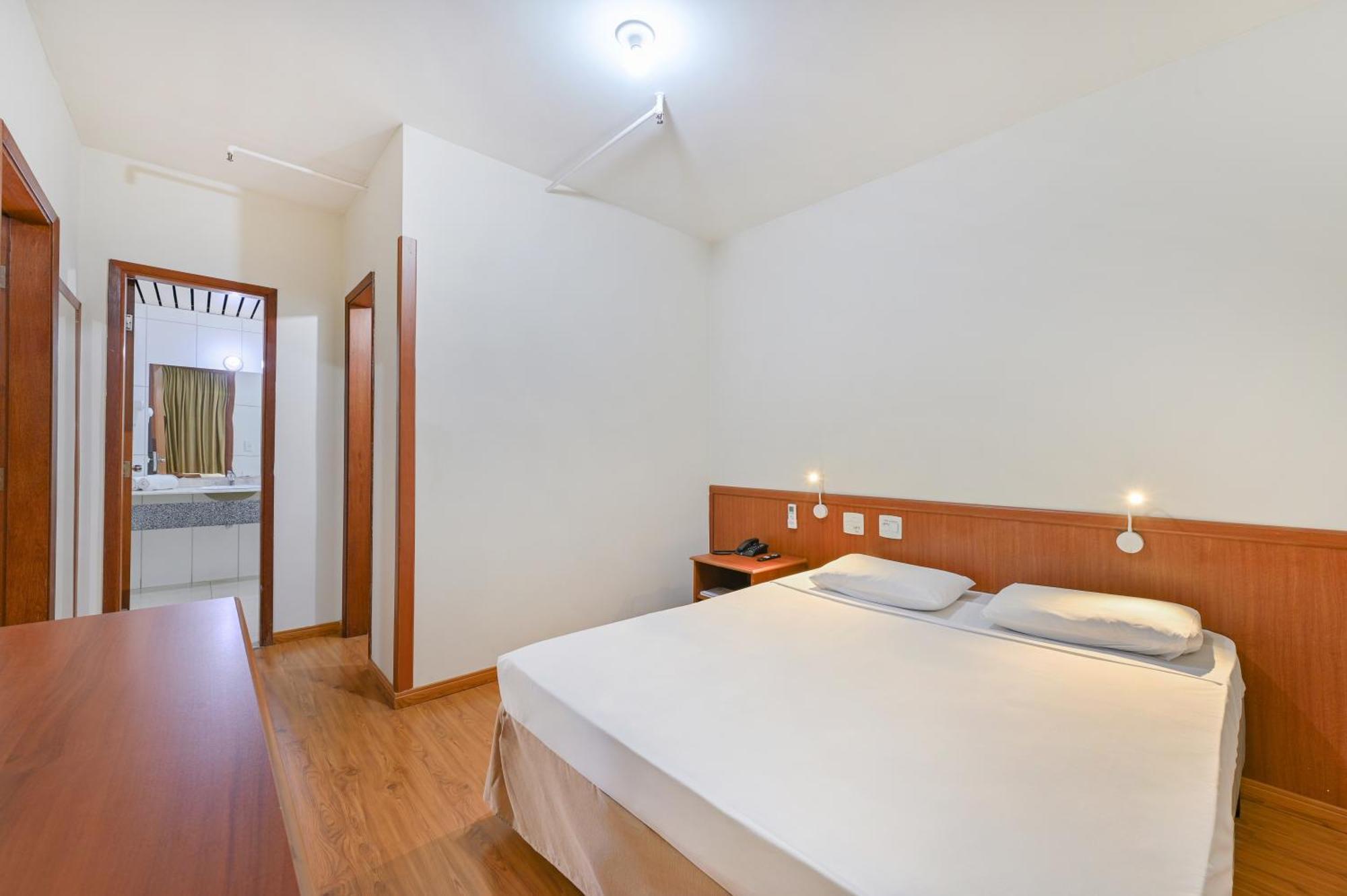 Hotel Nacional Inn לימריה מראה חיצוני תמונה