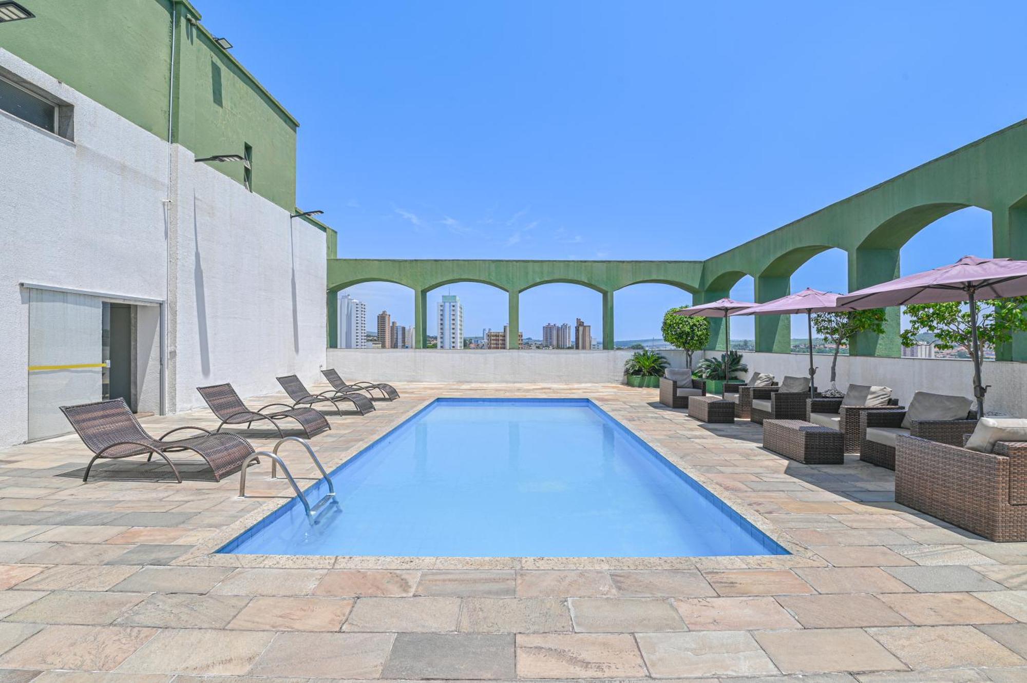 Hotel Nacional Inn לימריה מראה חיצוני תמונה