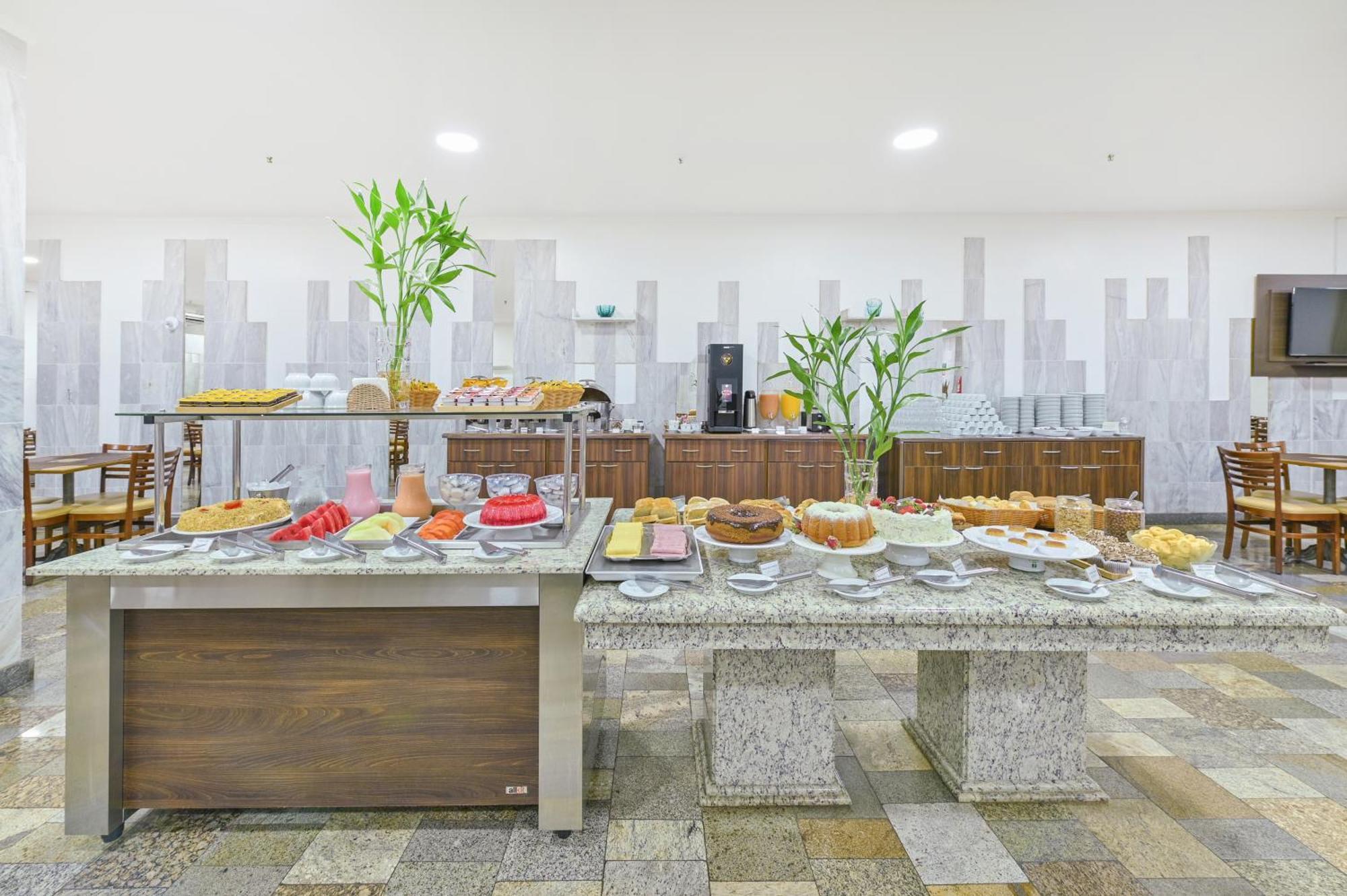 Hotel Nacional Inn לימריה מראה חיצוני תמונה