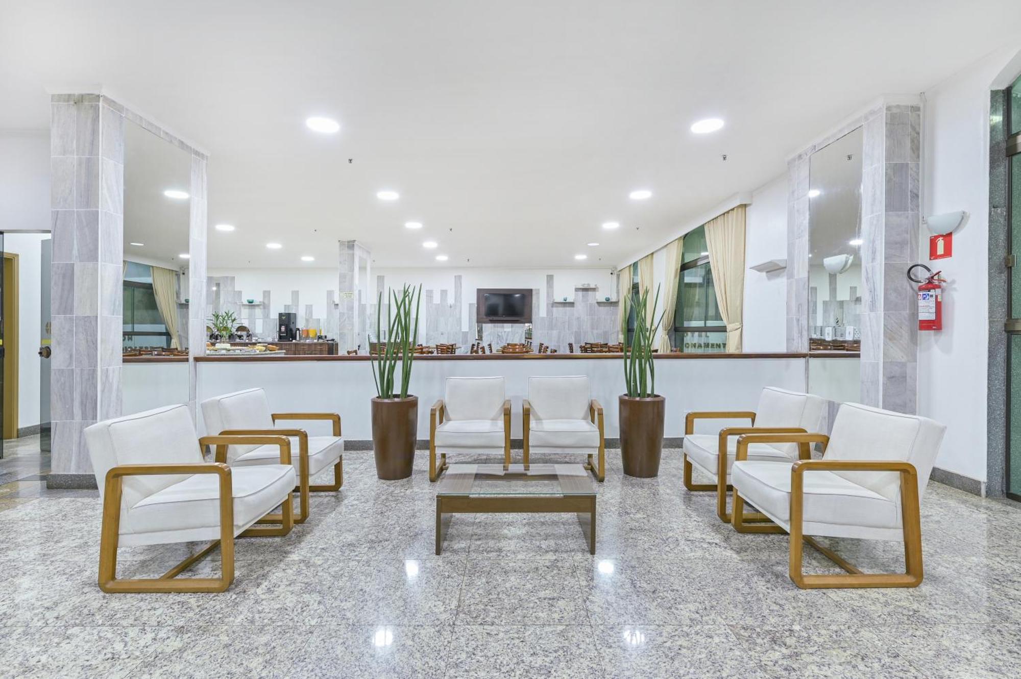 Hotel Nacional Inn לימריה מראה חיצוני תמונה
