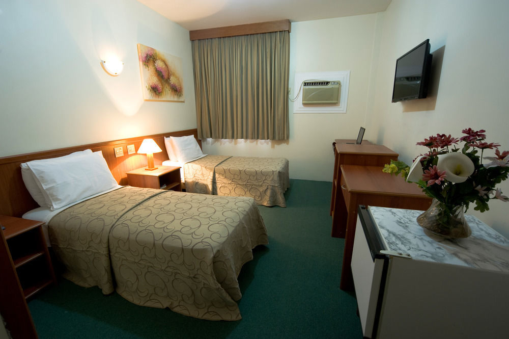 Hotel Nacional Inn לימריה מראה חיצוני תמונה